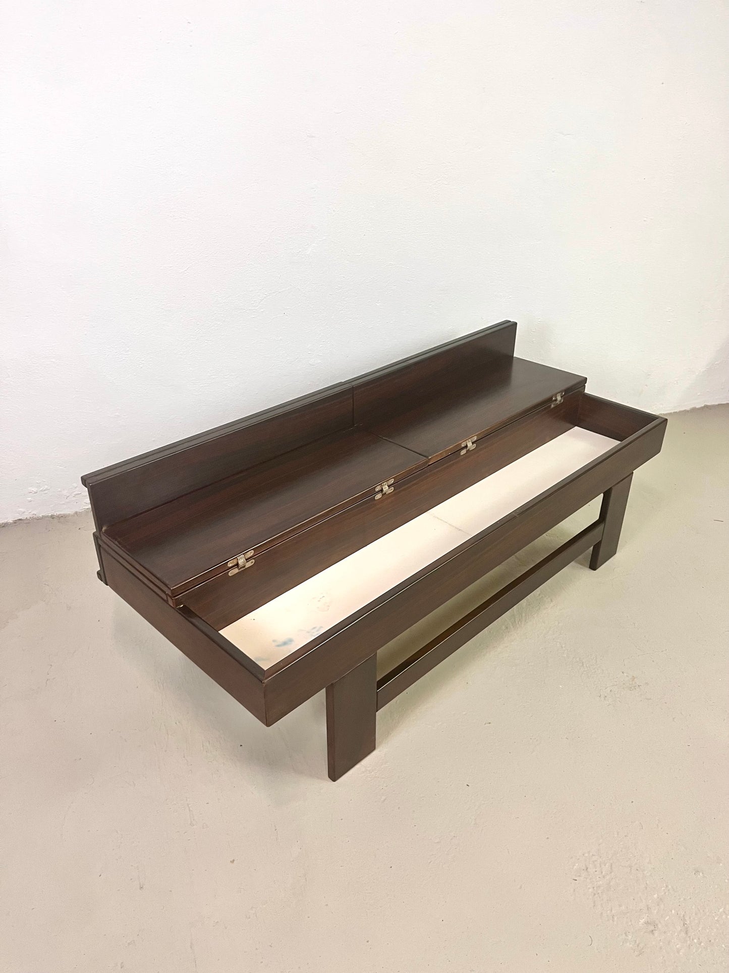 Tavolino da caffè, Vittorio Introini per Saporiti