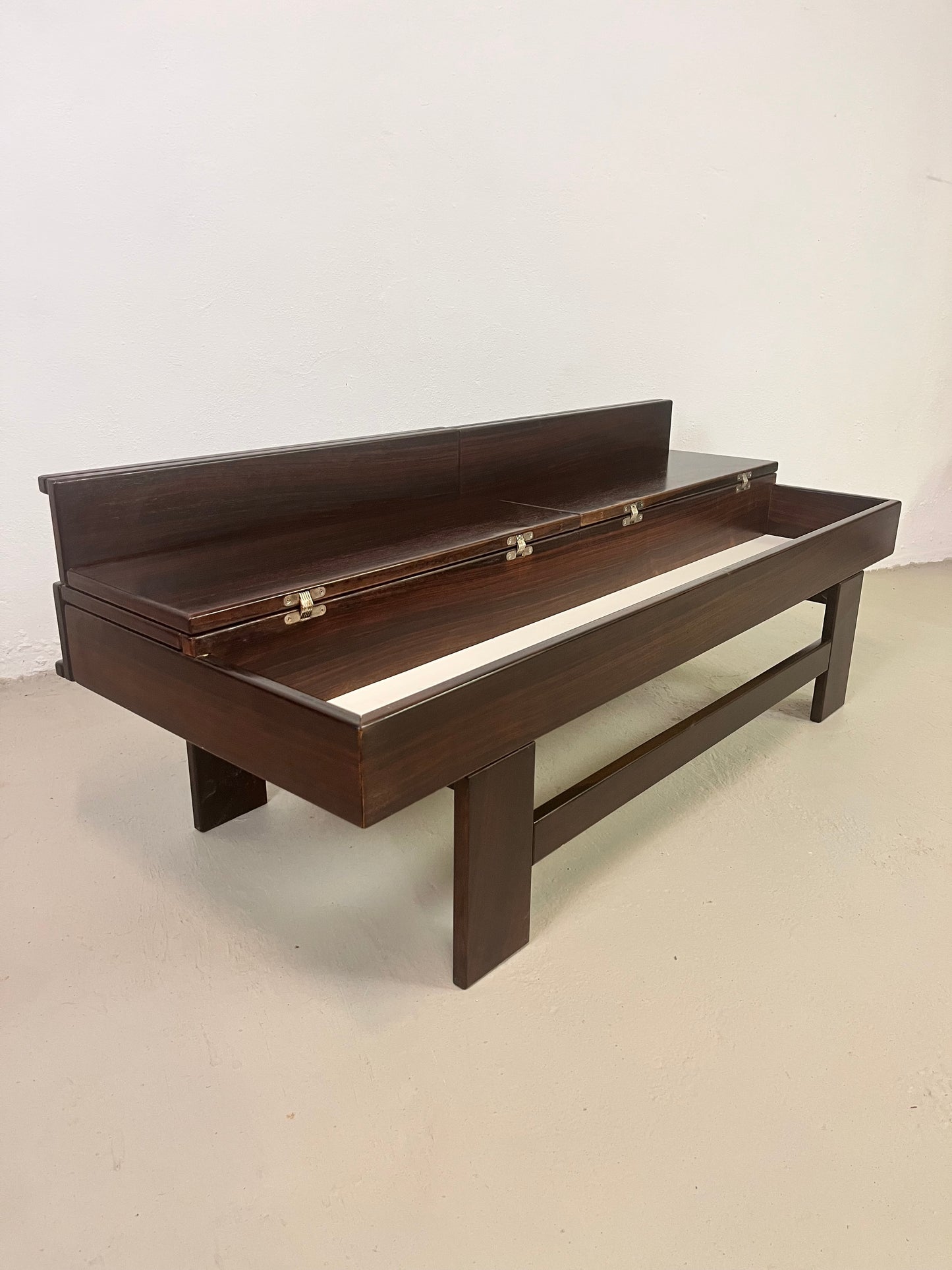 Tavolino da caffè, Vittorio Introini per Saporiti