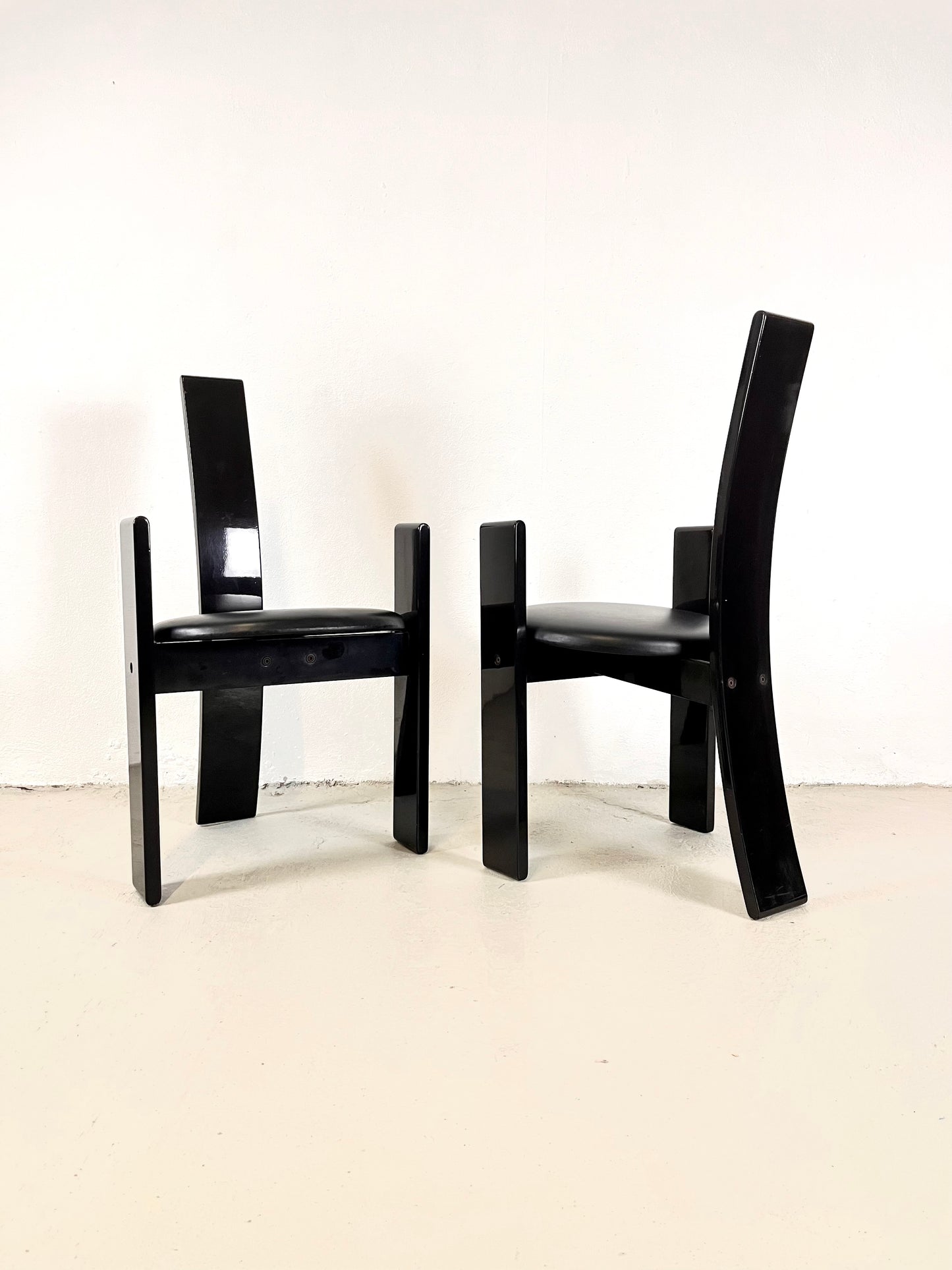 Sedie Golem, Vico Magistretti per Poggi