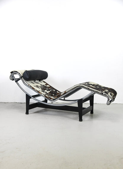 Chaise longue LC4, Le Corbusier per Cassina