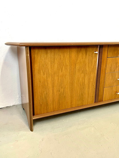 Credenza in stile Maxalto