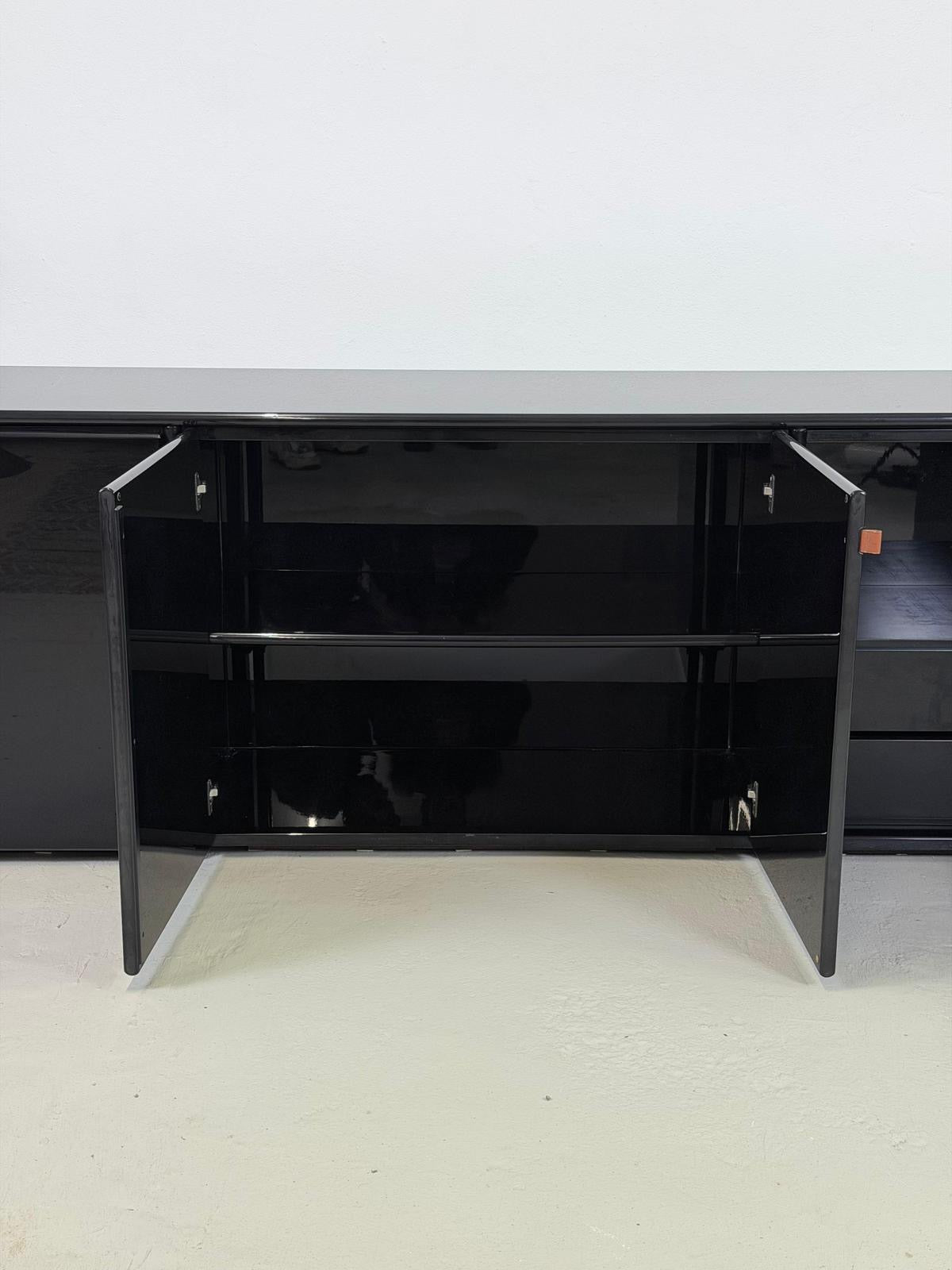 Credenza Mount, Afra & Tobia Scarpa per Molteni