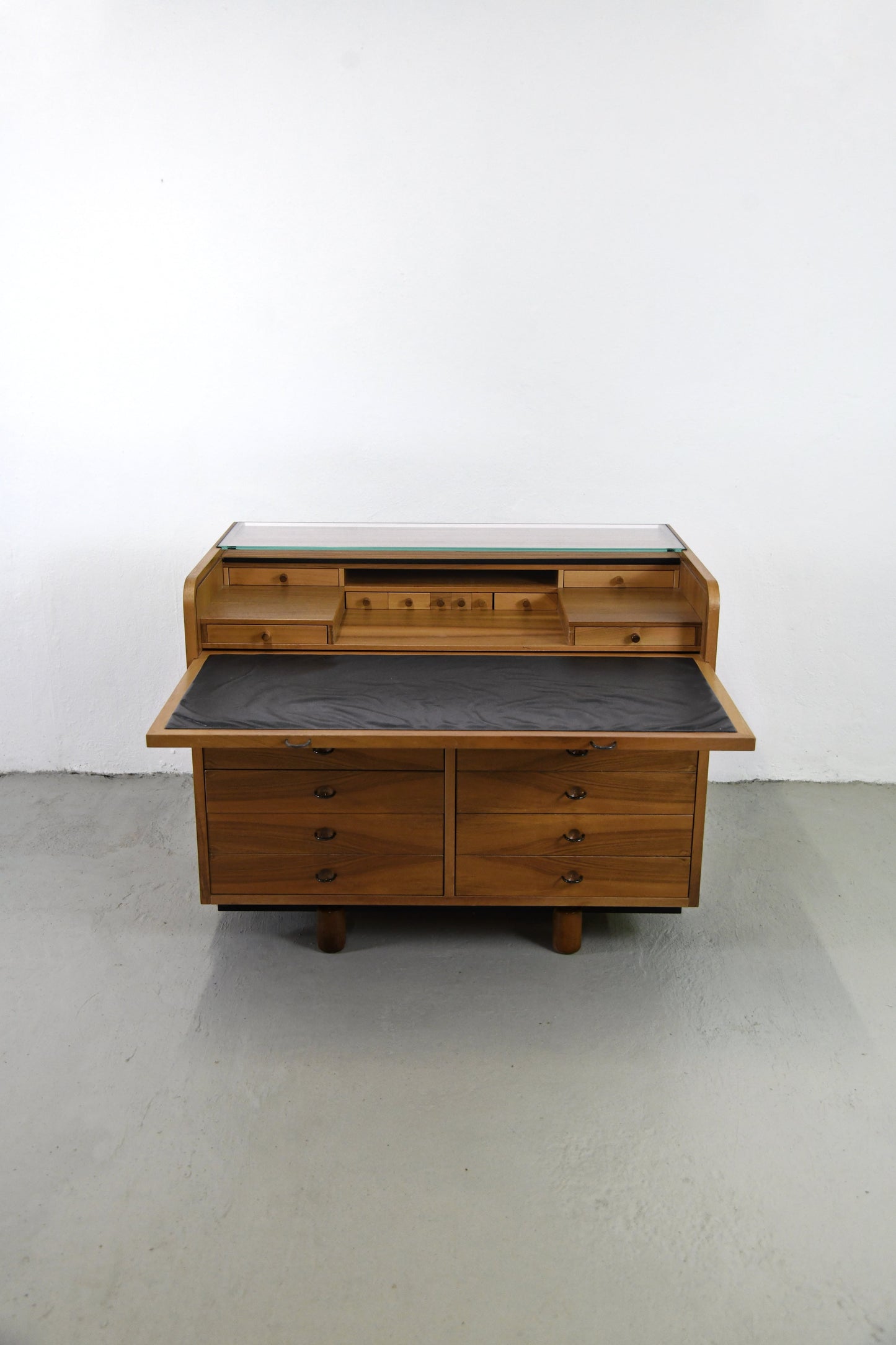 Scrittoio 804, Gianfranco Frattini per Bernini