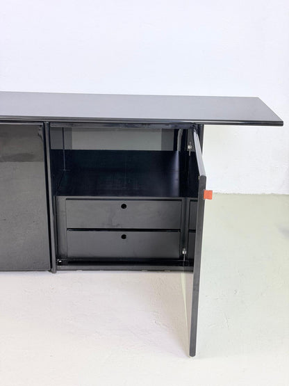 Credenza Mount, Afra & Tobia Scarpa per Molteni