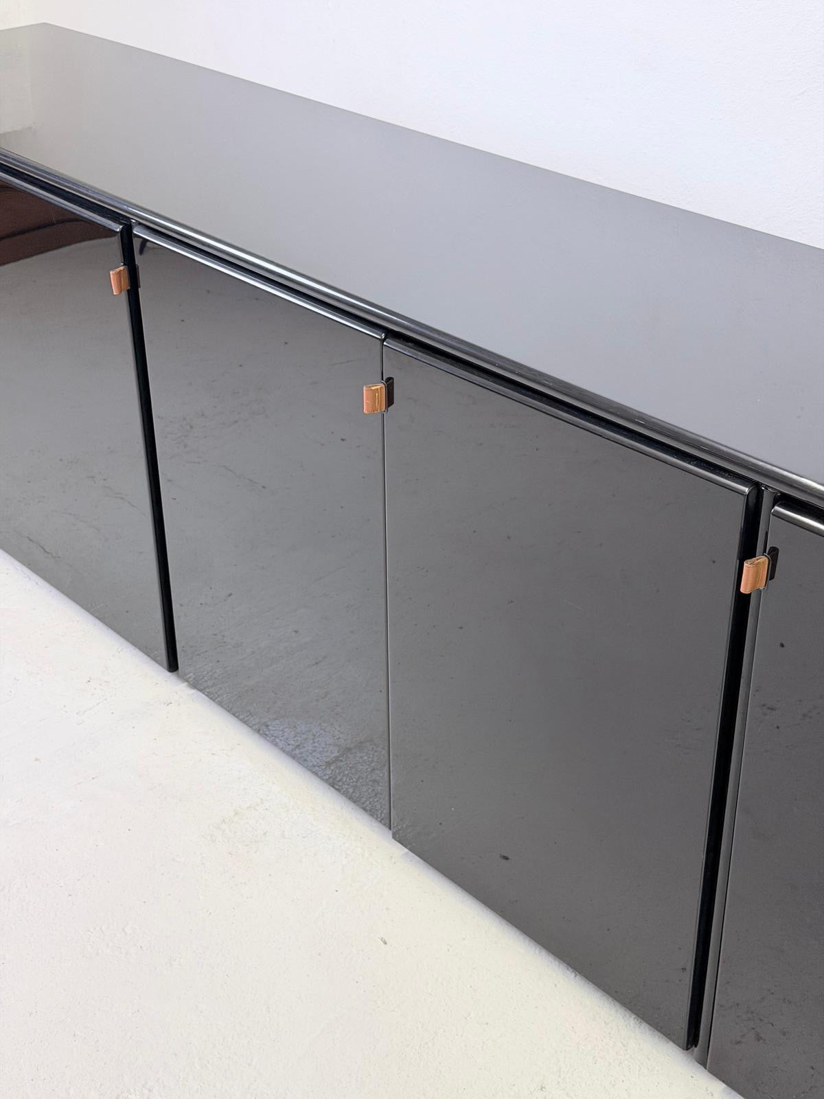 Credenza Mount, Afra & Tobia Scarpa per Molteni