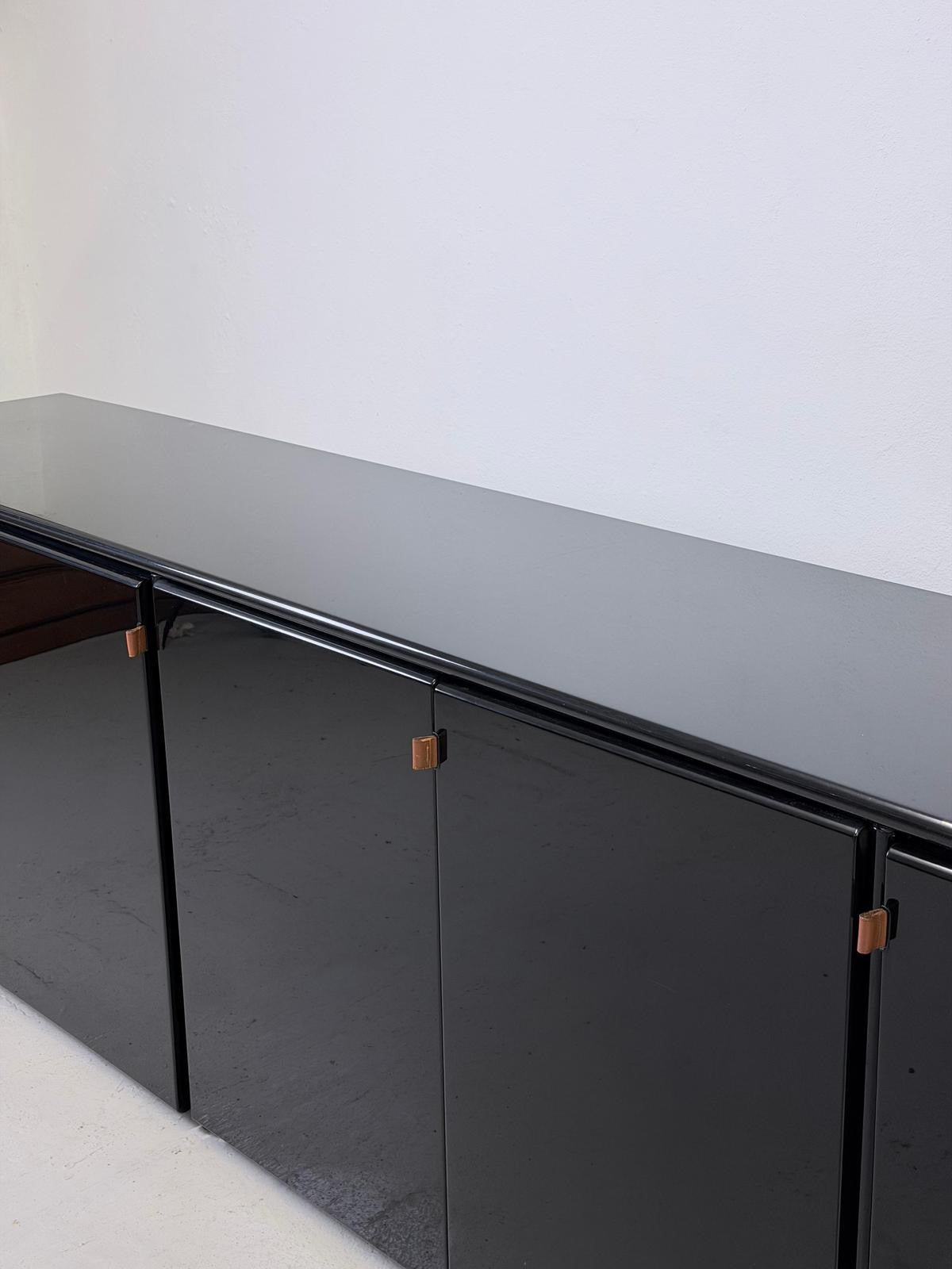 Credenza Mount, Afra & Tobia Scarpa per Molteni