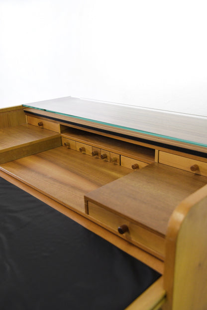 Scrittoio 804, Gianfranco Frattini per Bernini