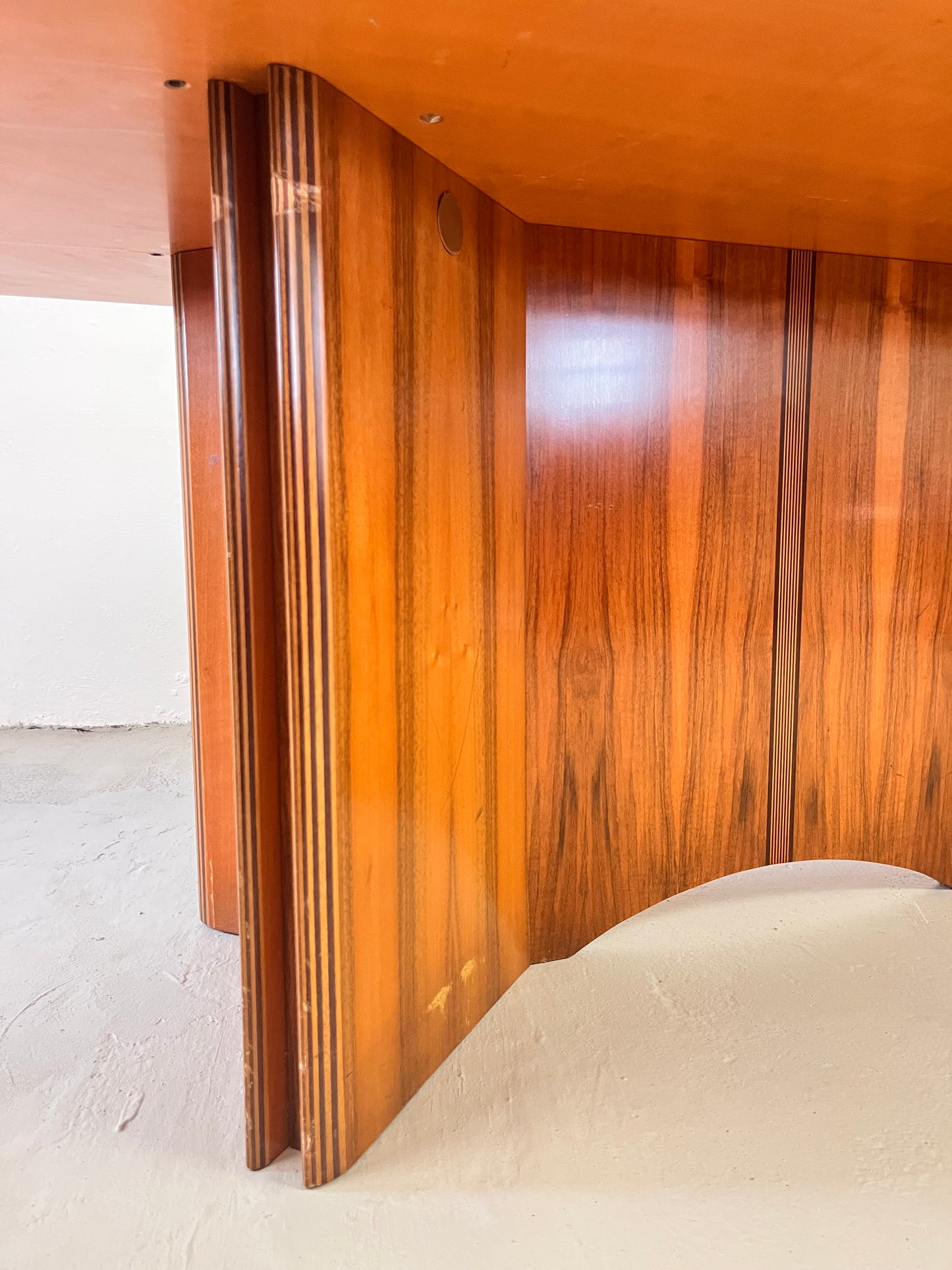 Tavolo da pranzo in stile Maxalto