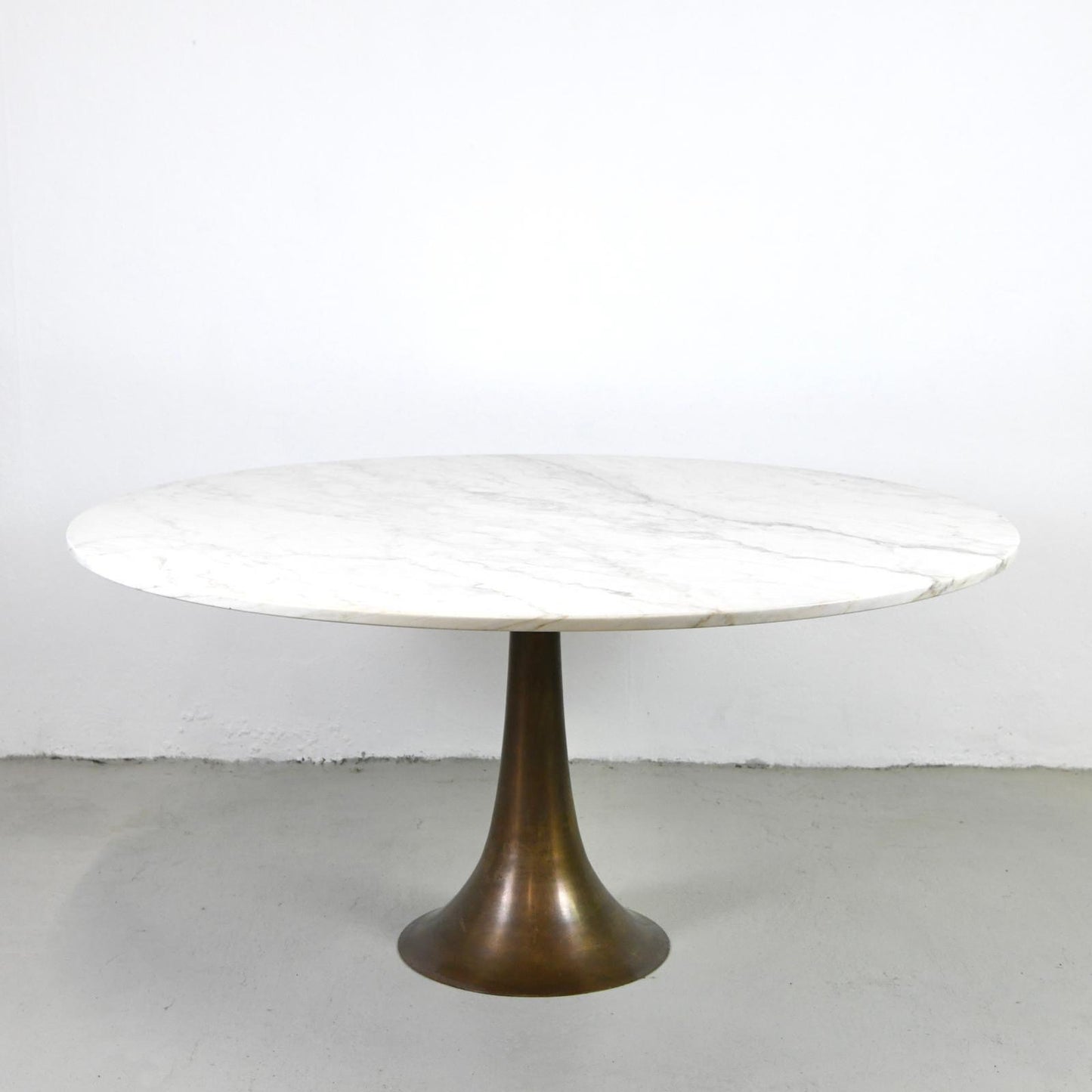 Tavolo 302, Angelo Mangiarotti per Bernini