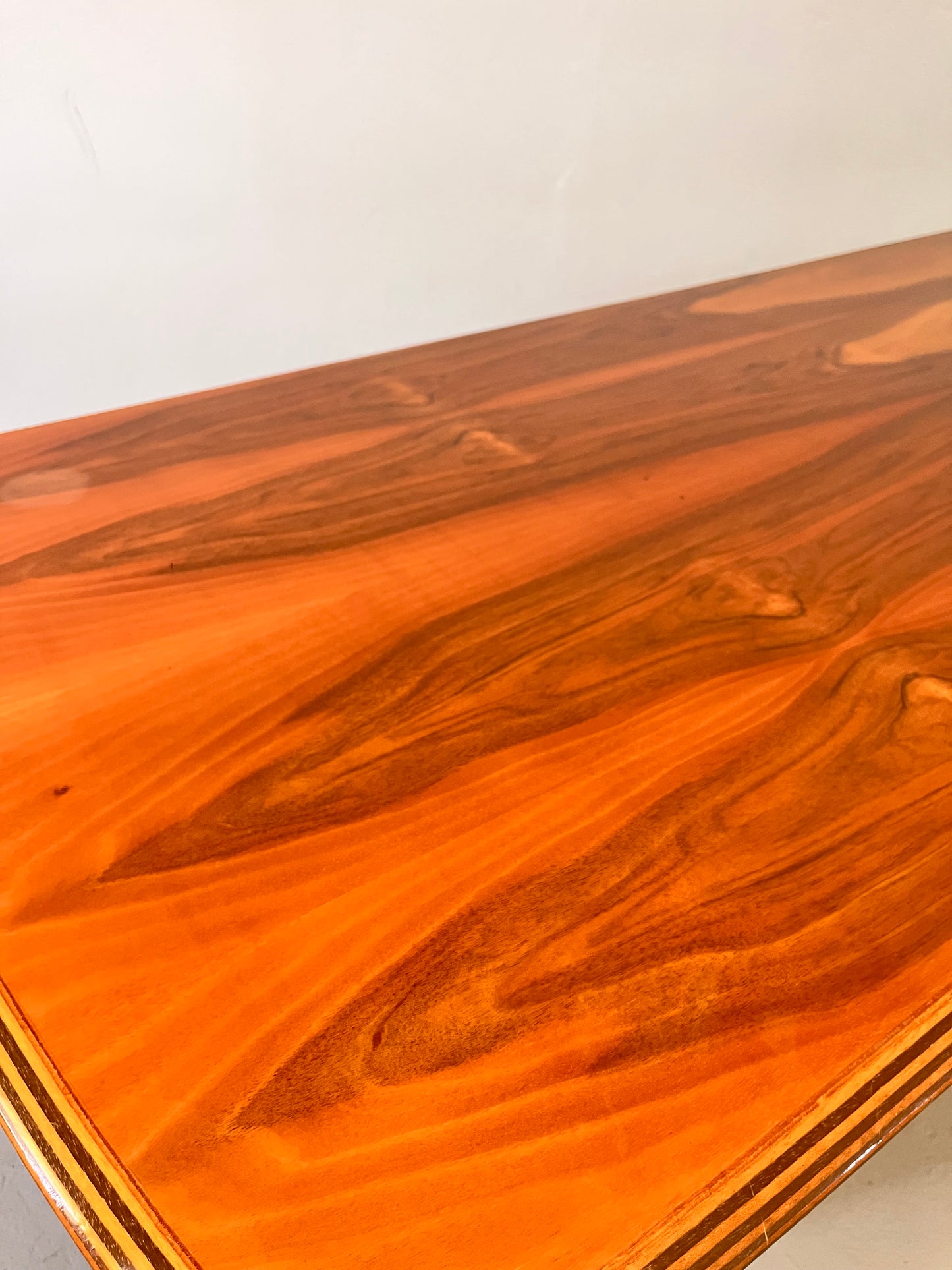 Tavolo da pranzo in stile Maxalto